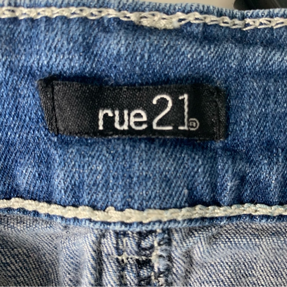 Rue21 Womens Size 9/10 Flag Embroidered Five Pocket Jean Shorts - Picture 8 of 8